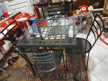 Tavolo con 4 sedie, da interno/esterno