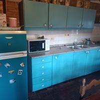 CUCINA completa di frigo e piano cottura