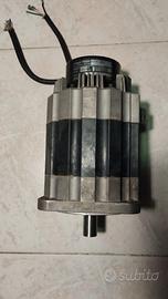 Servomotore Omron E88M-H1K130 1100W