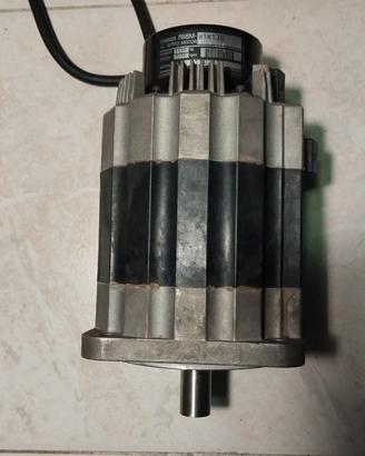 Servomotore Omron E88M-H1K130 1100W
