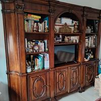 Libreria  in legno massello