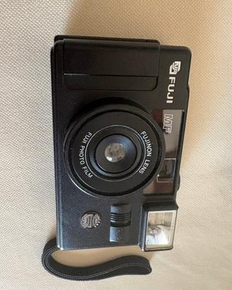 Macchina fotografica Fujica MF - analogica vintage