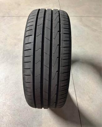 gomma singola Hankook
