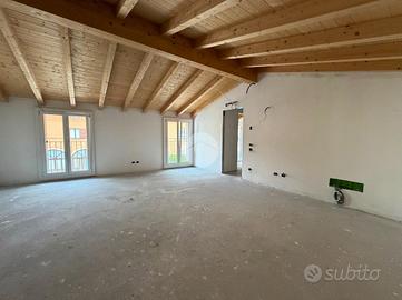 3 LOCALI A VILLONGO