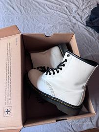 Dr Martens Bianchi