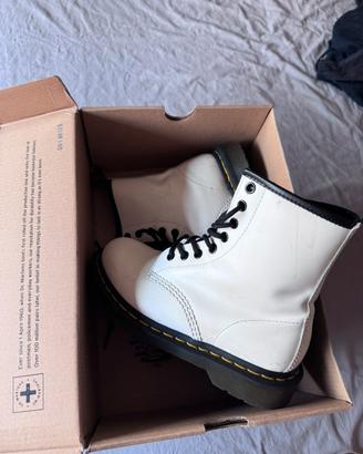 Dr Martens Bianchi
