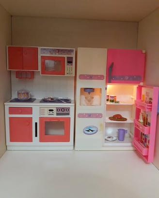Cucina e frigorifero Barbie