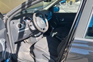 Renault clio colore nero