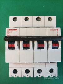 BTICINO D843/10 int. Magnetotermico