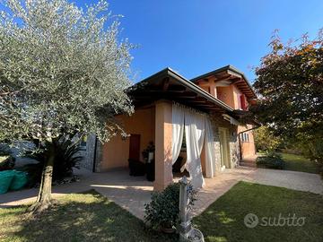 Villa bifamiliare Rovato [Cod. rif 3258387VRG]