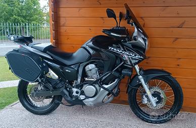 TRANSALP 700 XL COMPLETA PER VIAGGIARE