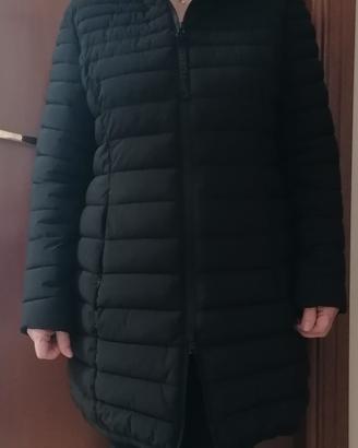 Giaccone donna con cappuccio. 