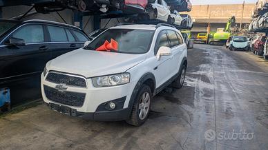 CHEVROLET CAPTIVA LT dal 2011 2.2 VCDi 5 Porte