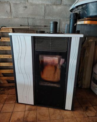 Stufa a pellet Edilkamin Micron 7 kW – funzionante