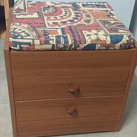 Comodino / Cassettiera / Sgabello con cuscino