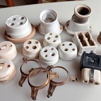 Lotto di prese e interruttori vintage.