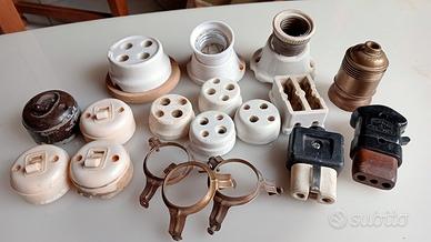 Lotto di prese e interruttori vintage.