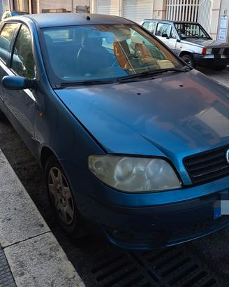 fiat punto anno 2004