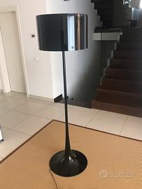 Lampada da terra FLOS SPUN LIGHT nera