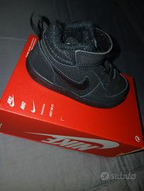 Scarpa nike