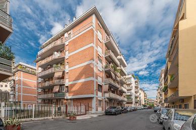 3 LOCALI A ROMA