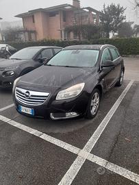 Opel insignia. 