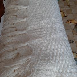 coperta matrimoniale in lana intrecciata