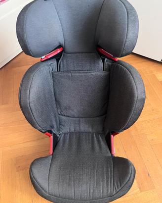 Seggiolino autoBebecomfort  per bambini ISOFIX