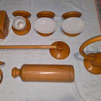 accessori bagno in legno massello 