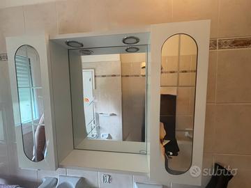 specchio con cassetti