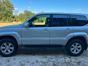 Toyota Land Cruiser KDJ120K
