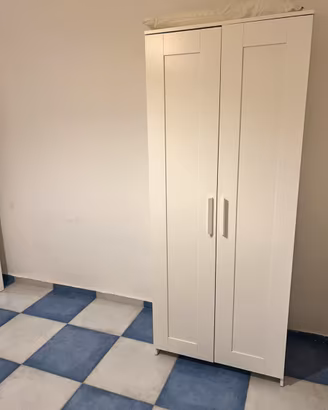 Due armadi comò e due comodini