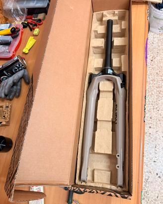 Forcella Gravel Rockshox Rudy Ultimate XPLR 30mm