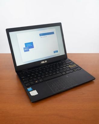 ASUS E210MA – Perfetto per lo studio, Windows 11