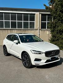 VOLVO XC60 Plug in  T6