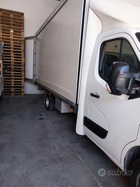 Opel movano gran volume