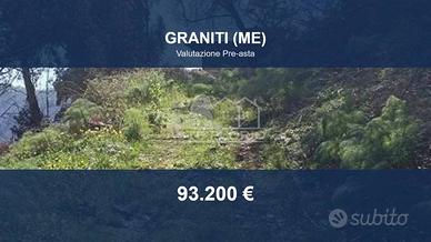 Immobile in asta di 210 m² con più di 5 locali a M