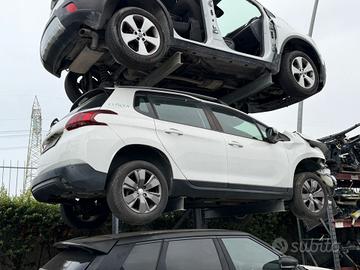 PEUGEOT 2008 Station Wagon (CU_) 1.2 PureTech Benz