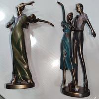 Statuette danza 