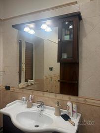 Mobile da bagno con specchio arte povera