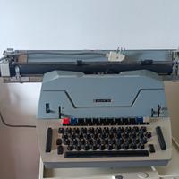 Macchina da scrivere Olivetti 84 elettrica VINTAGE