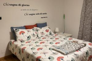 Stanza singola arredata a Torino