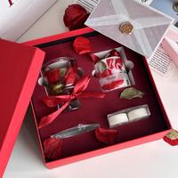 Candela profumata alla rosa rossa