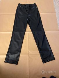 Pantaloni di pelle zara