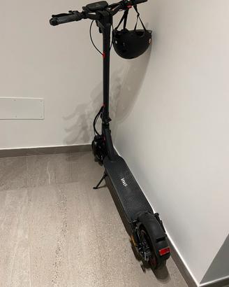 Monopattino Vivo V40