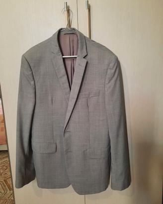 vestito da uomo estivo  colore grigio chiaro