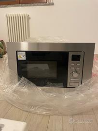 Forno a micronde midea