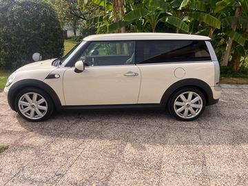 MINI COOPER CLUBMAN D 109CV