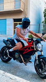 Ducati monster 796 