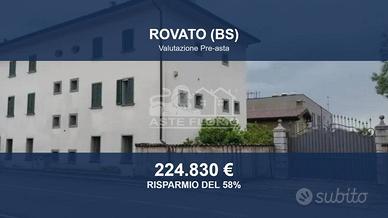 Immobile in asta di 261 m² con più di 5 locali a R